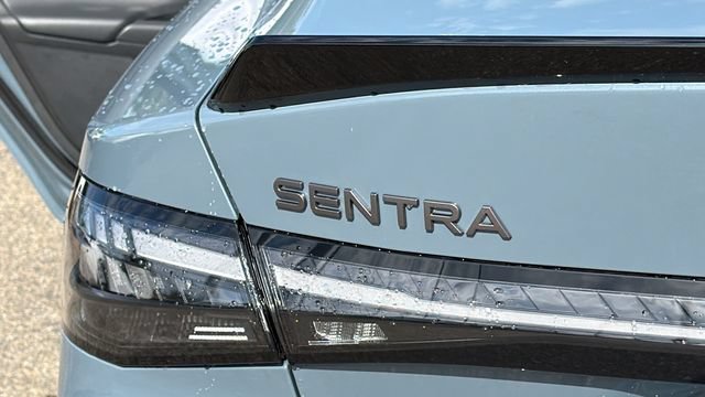 New 2026 Nissan Sentra SR w/ Floor Mat Package FWD image 12