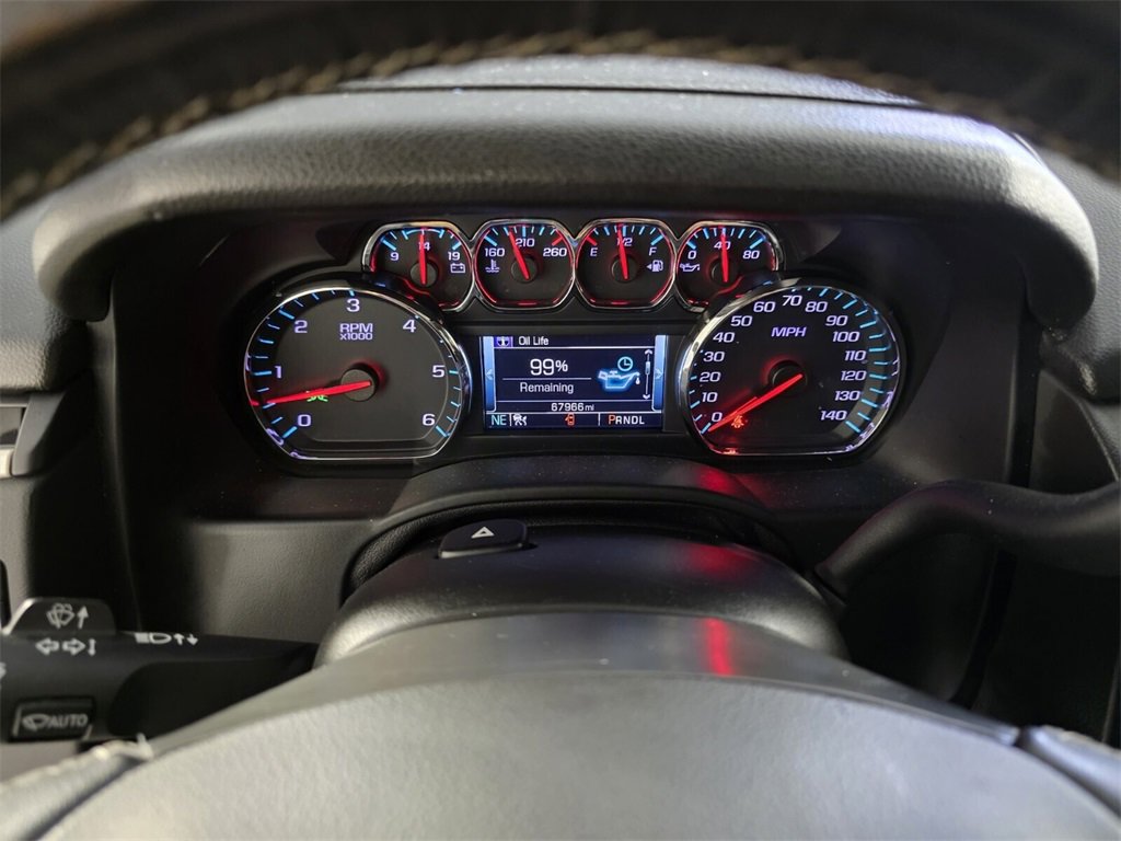 Used 2020 GMC Yukon SLT w/ Premium Edition image 25