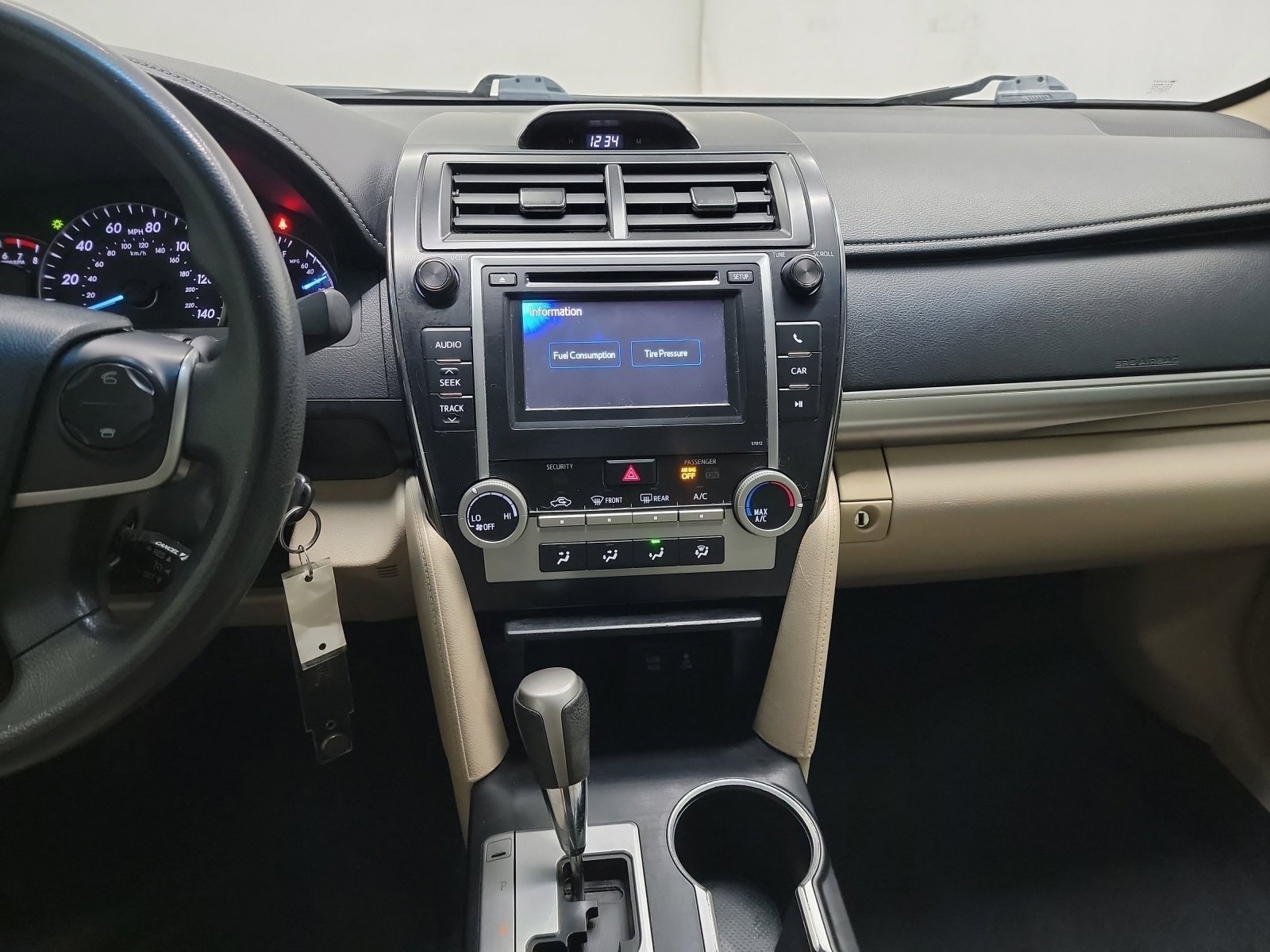 Used 2012 Toyota Camry LE image 20