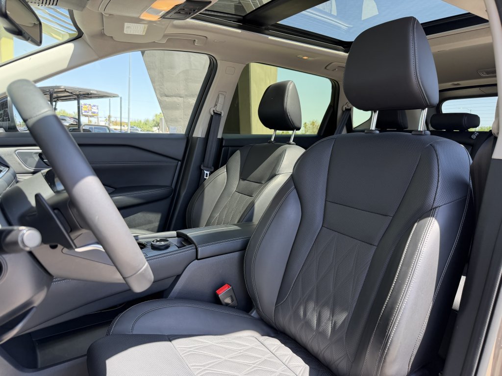 Used 2024 Nissan Rogue Platinum AWD/4WD image 34