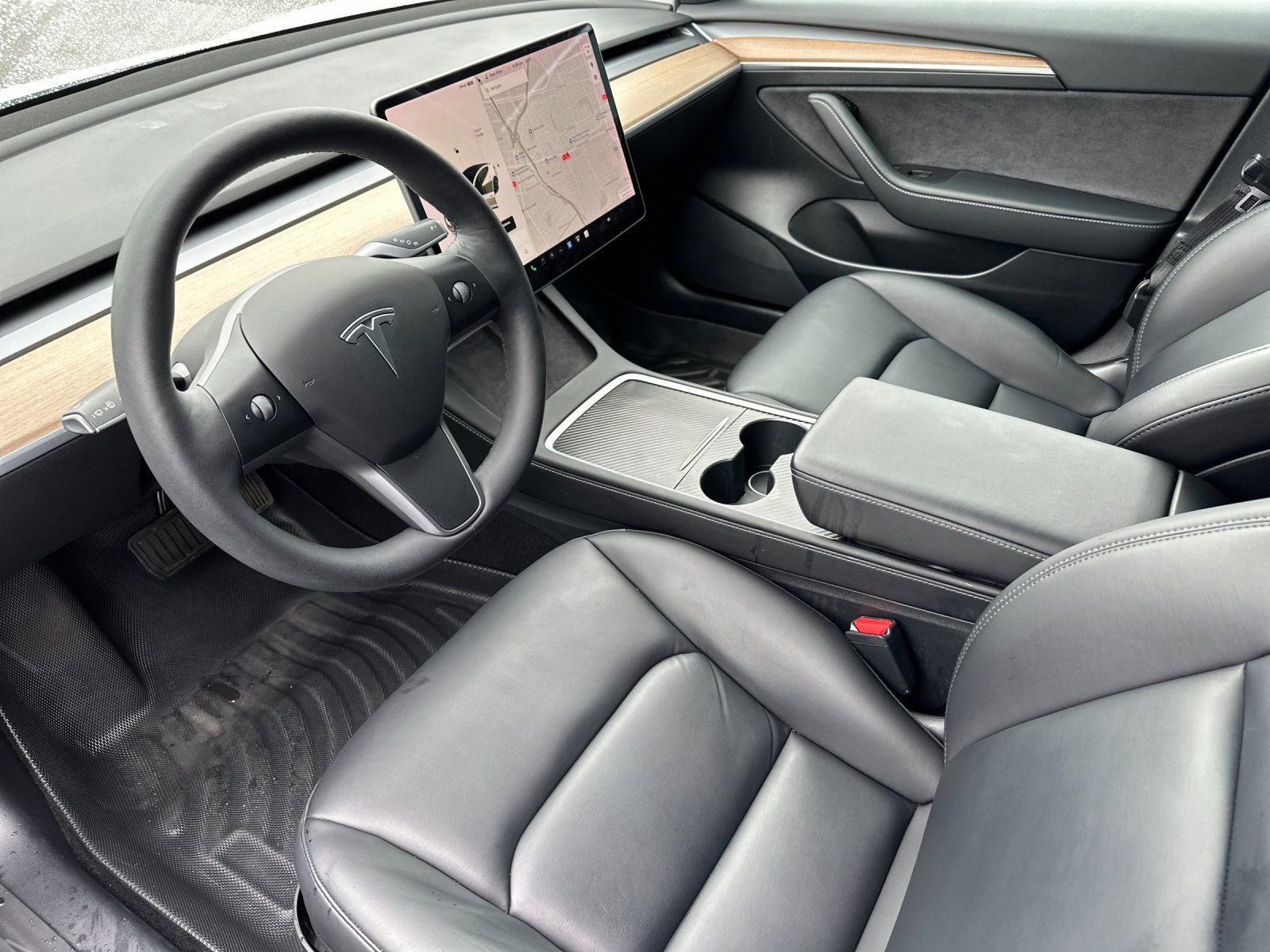 Used 2021 Tesla Model 3 Standard Range Plus image 10