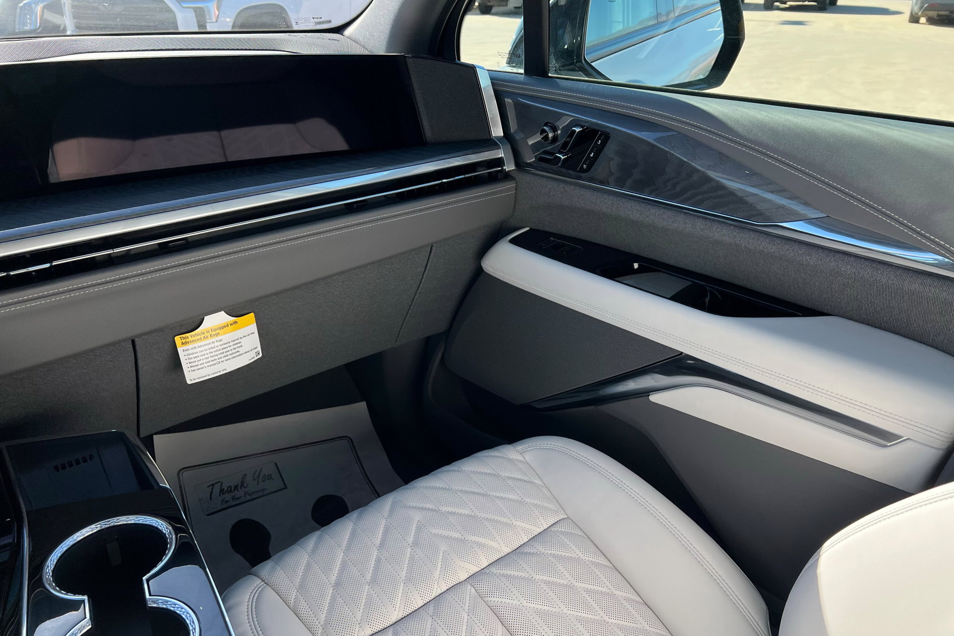 New 2026 Cadillac Escalade IQL Luxury image 11