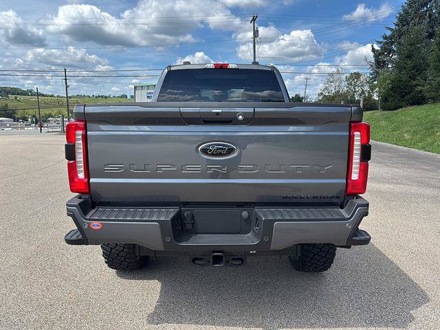 New 2026 Ford F250 XLT w/ XLT Premium Package AWD/4WD image 3