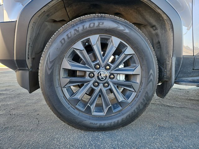 Used 2024 Toyota Land Cruiser image 24