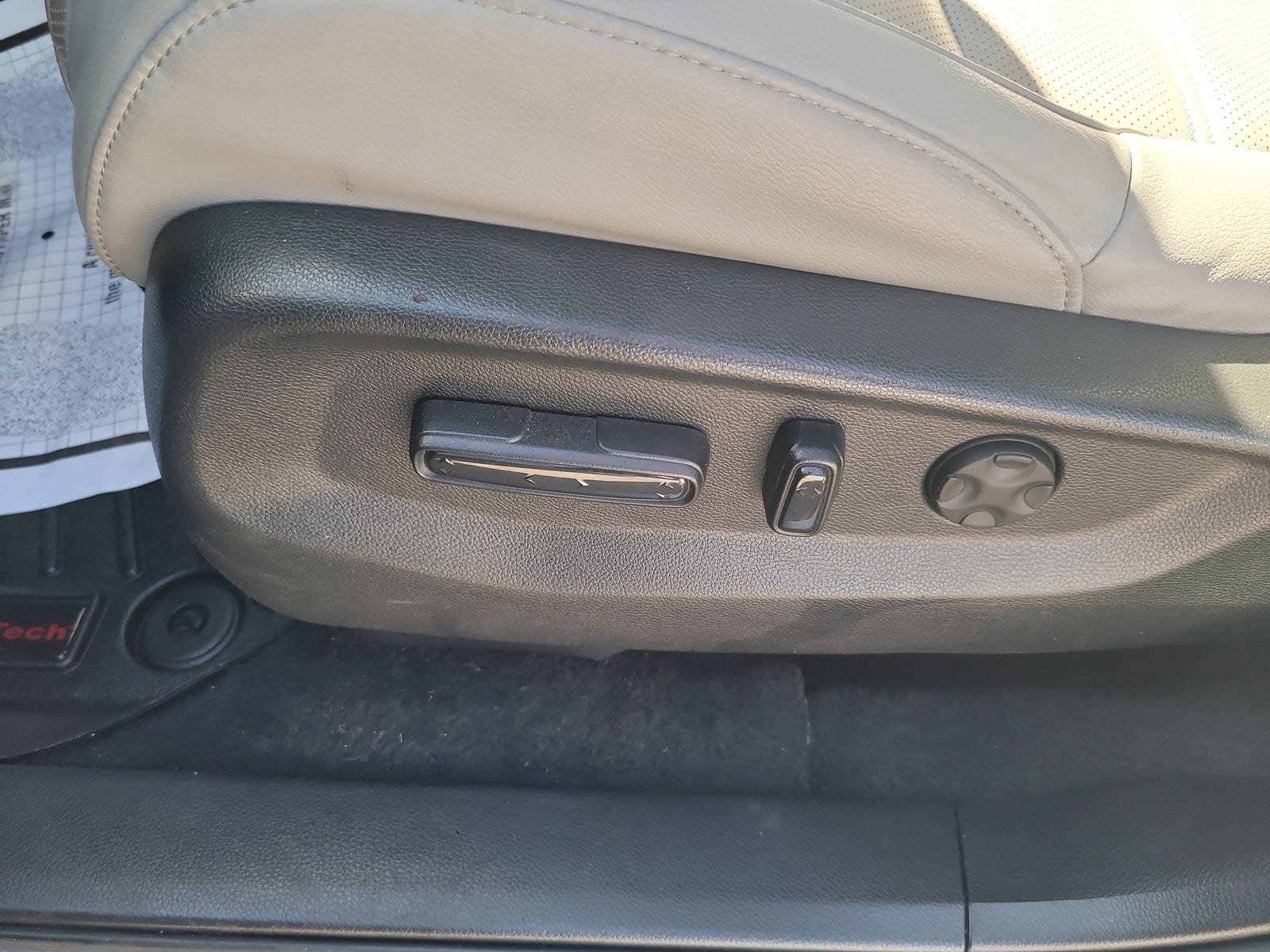Used 2020 Honda CR-V Touring image 12