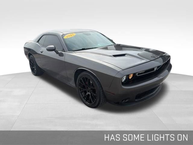 Used 2017 Dodge Challenger SXT image 3