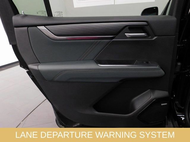 Used 2025 GMC Acadia AT4 w/ LPO, Floor Liner Package image 29