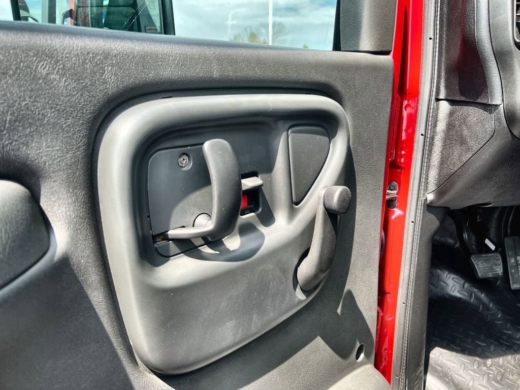 Used 2003 Chevrolet Kodiak C4500 2WD Regular Cab image 18