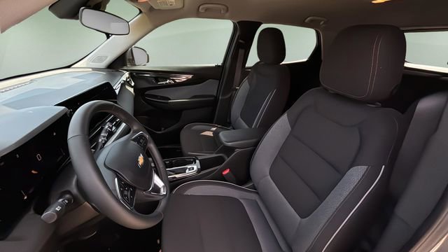 Used 2024 Chevrolet TrailBlazer LT w/ LT Cold Weather Package image 18