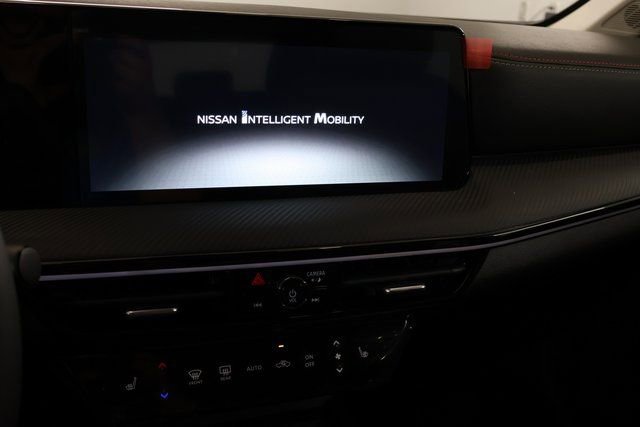 New 2025 Nissan Kicks SR w/ SR Premium Package image 16