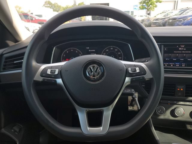 Used 2021 Volkswagen Jetta R-Line FWD image 21