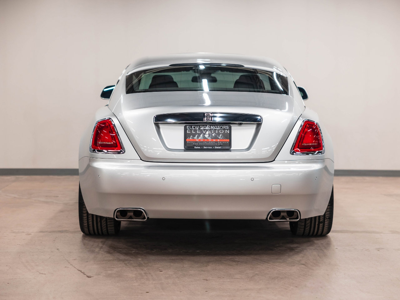 Used 2015 Rolls-Royce Wraith image 24