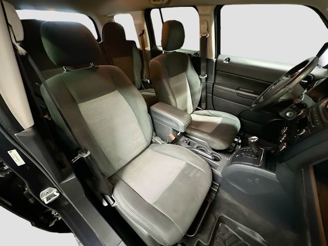 Used 2014 Jeep Patriot Latitude image 24