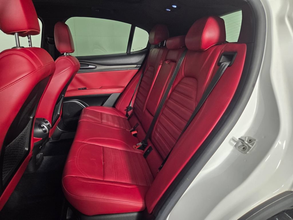 Used 2018 Alfa Romeo Stelvio Ti Sport AWD/4WD image 23