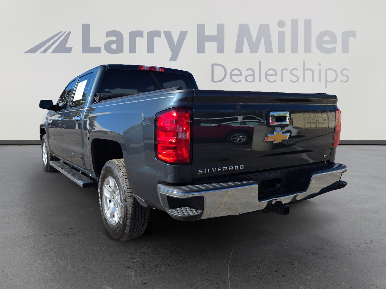 Used 2017 Chevrolet Silverado 1500 LT w/ All Star Edition image 3