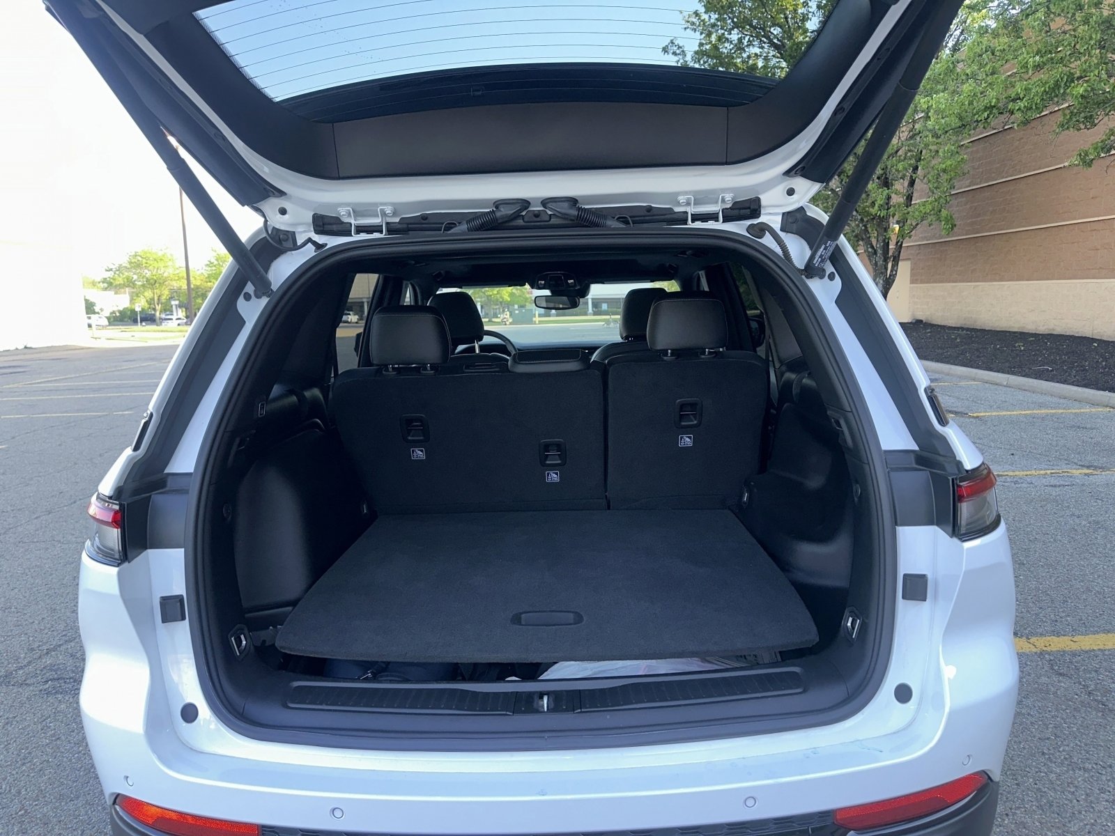 Used 2023 Jeep Grand Cherokee Altitude image 19