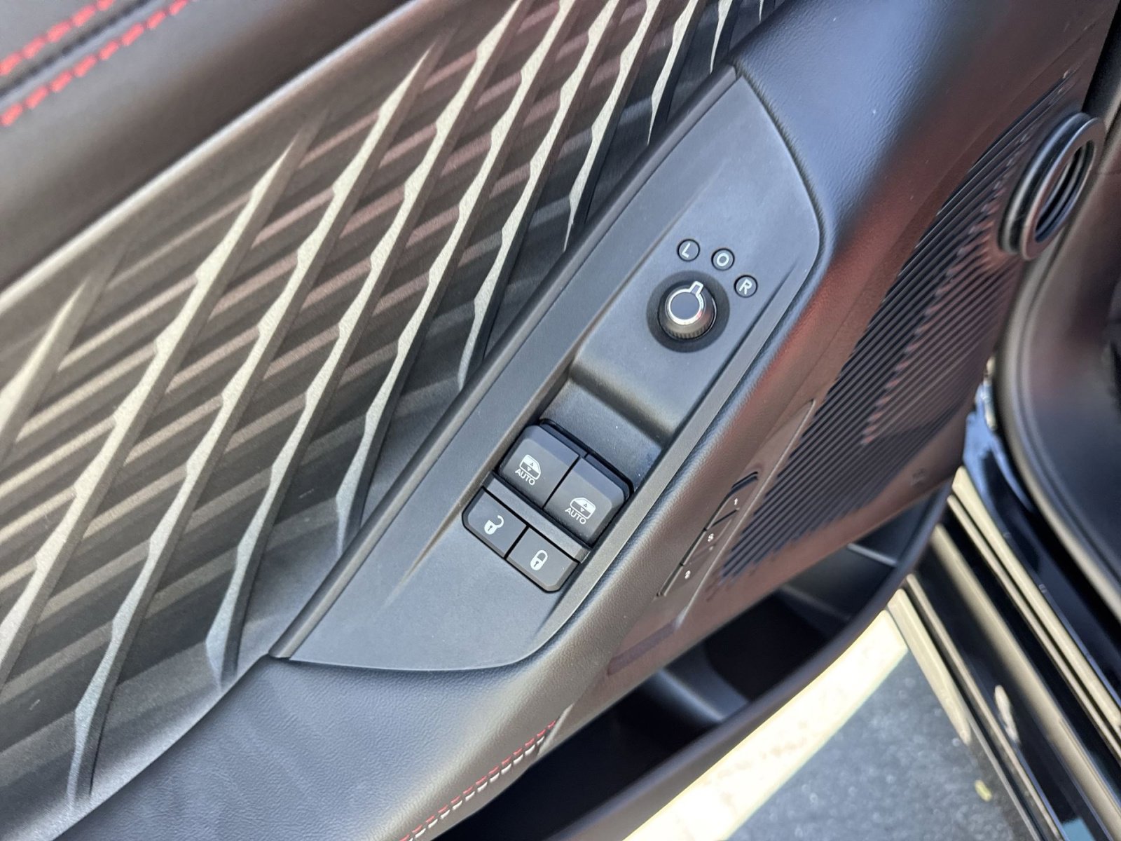 Used 2024 Dodge Charger Scat Pack w/ Plus Group image 18