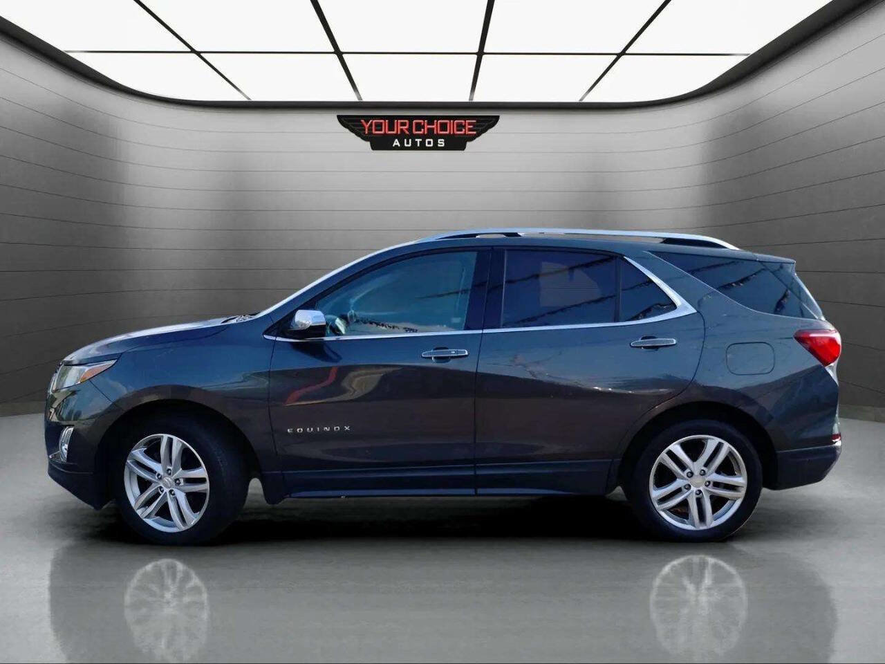 Used 2020 Chevrolet Equinox Premier image 2