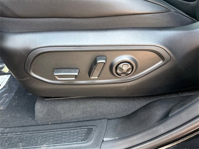 New 2025 Jeep Grand Cherokee L Limited w/ Trailer Tow Package image 15