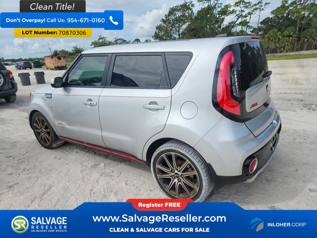 Used 2018 Kia Soul ! w/ Tech Package FWD image 3