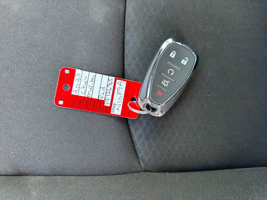 Used 2023 Chevrolet Malibu LT image 32