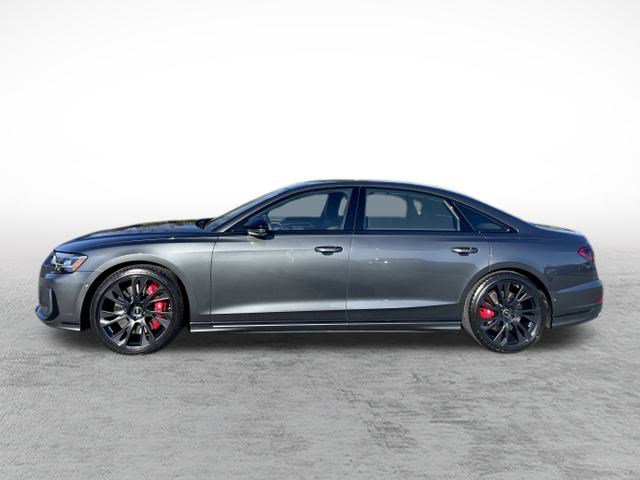 Used 2025 Audi S8 image 8
