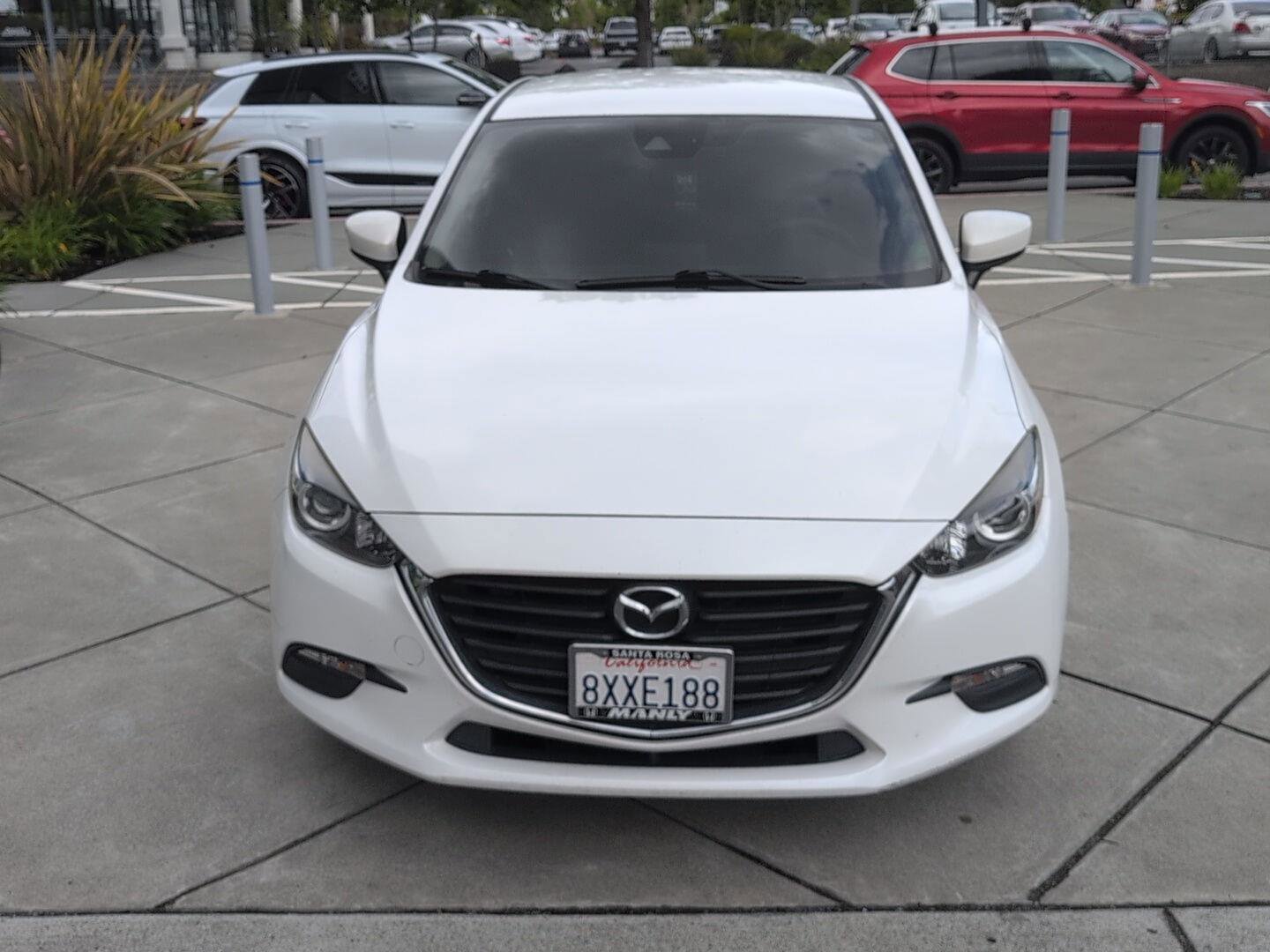 Used 2018 MAZDA MAZDA3 Sport FWD image 3