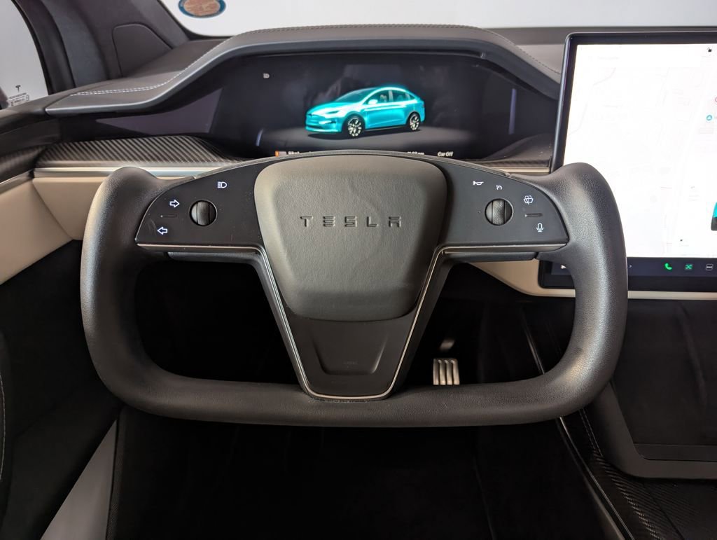 Used 2022 Tesla Model X Plaid image 38