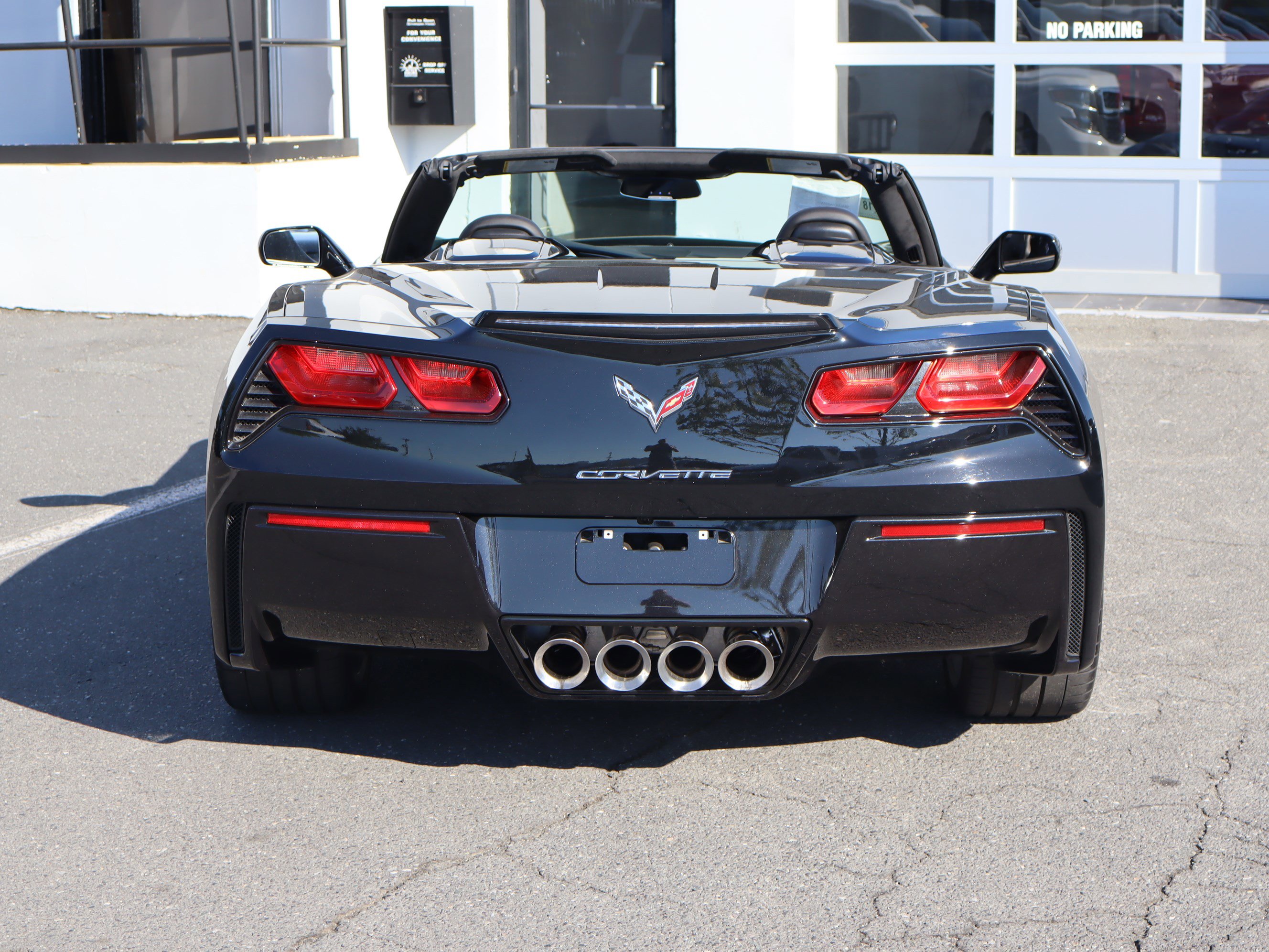 Used 2019 Chevrolet Corvette Stingray Convertible w/ 3LT Preferred Equipment Group RWD image 9