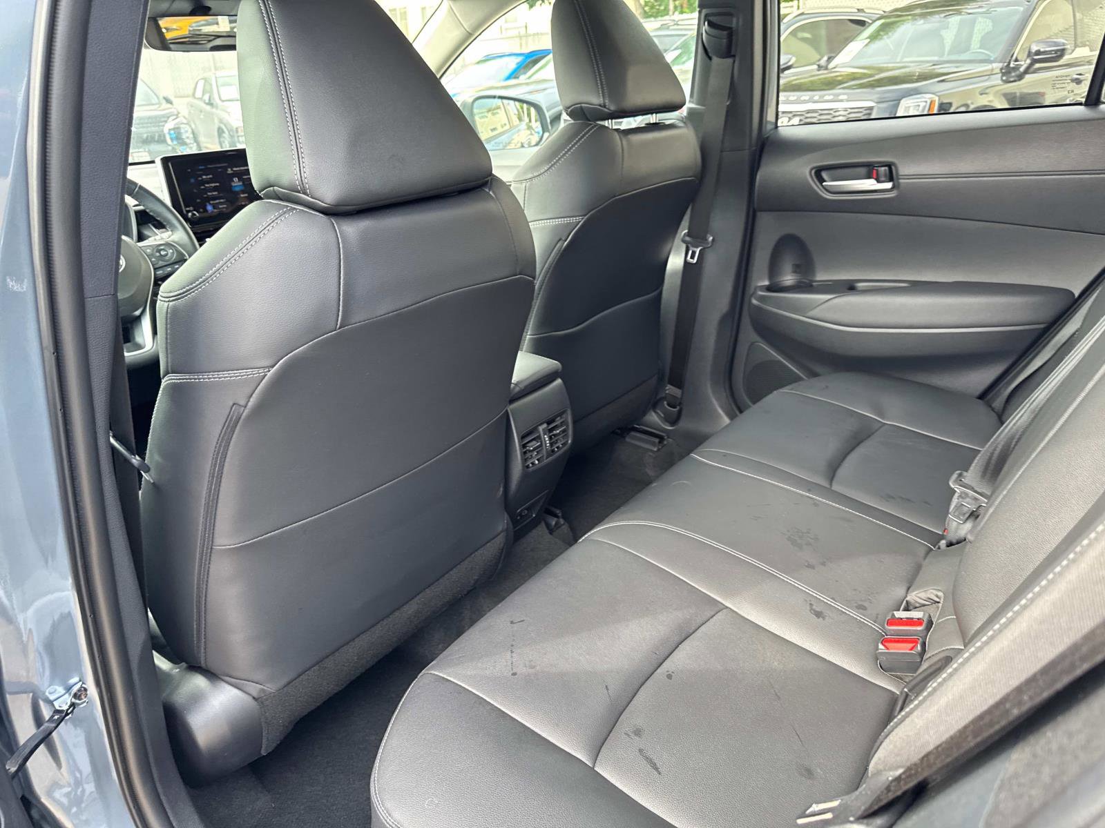 Used 2023 Toyota Corolla Cross XLE image 12