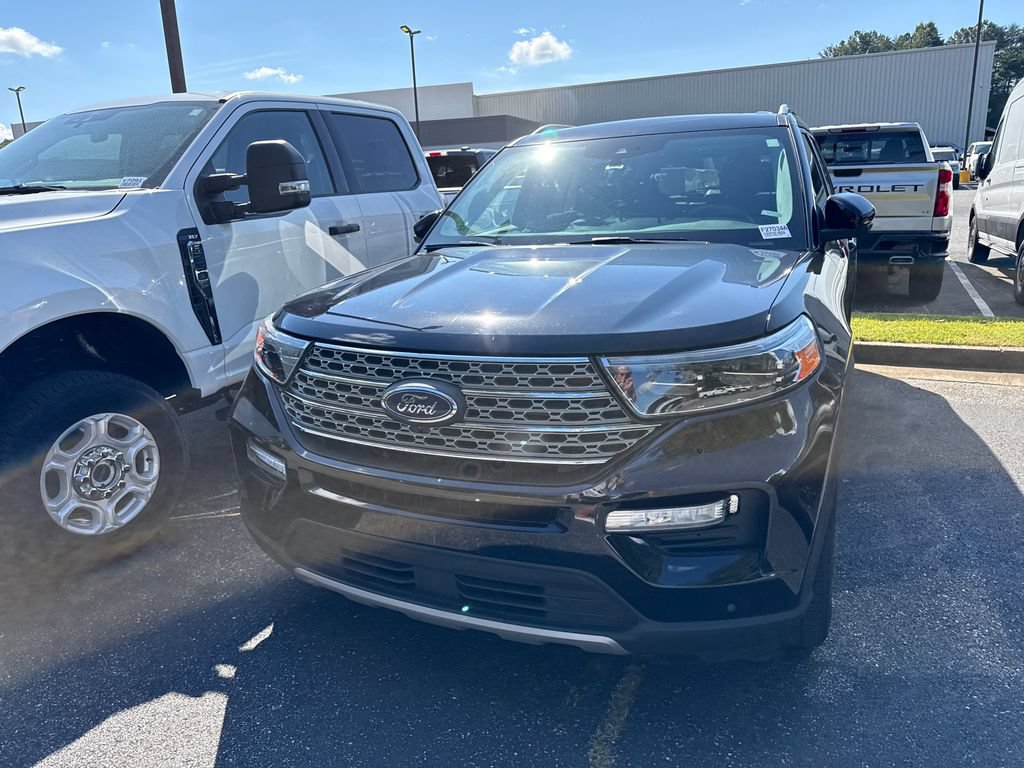 Used 2021 Ford Explorer Limited w/ Equipment Group 301A AWD/4WD image 5