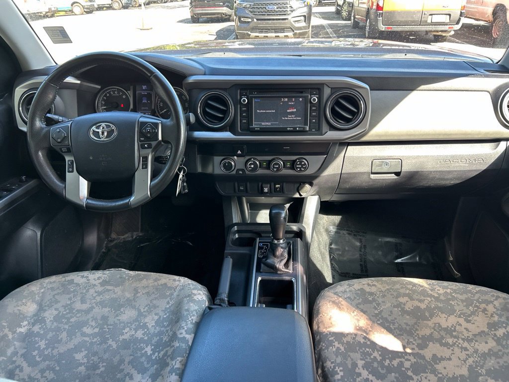 Used 2019 Toyota Tacoma SR5 AWD/4WD image 10