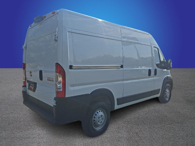 Used 2024 RAM ProMaster 2500 w/ Convenience Group FWD image 4