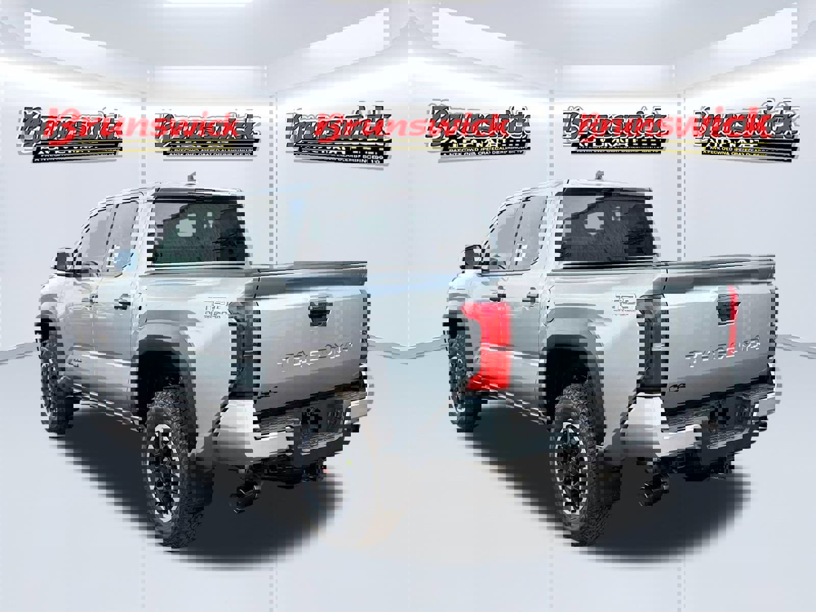 New 2025 Toyota Tacoma TRD Off-Road image 3