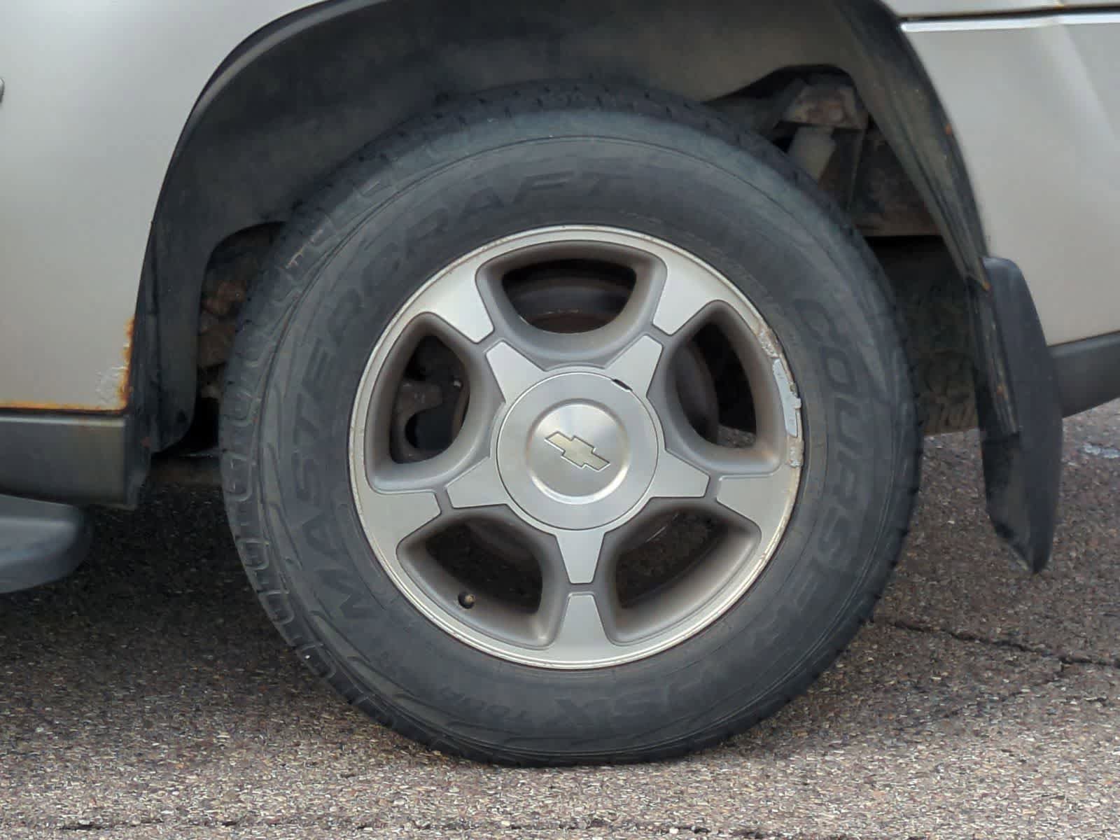 Used 2004 Chevrolet TrailBlazer LT w/ LT Preferred Equipment Group AWD/4WD image 14