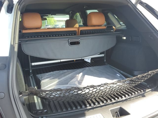 Certified 2023 Cadillac XT5 Premium Luxury w/ LPO, Floor Liner Package AWD/4WD image 32