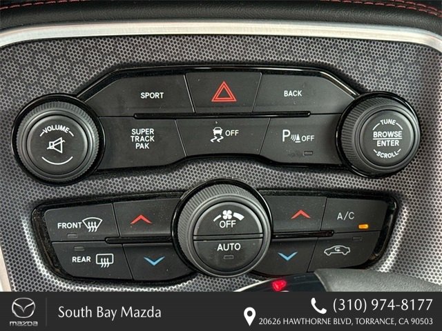 Used 2016 Dodge Challenger R/T Scat Pack w/ Leather Interior Group image 23