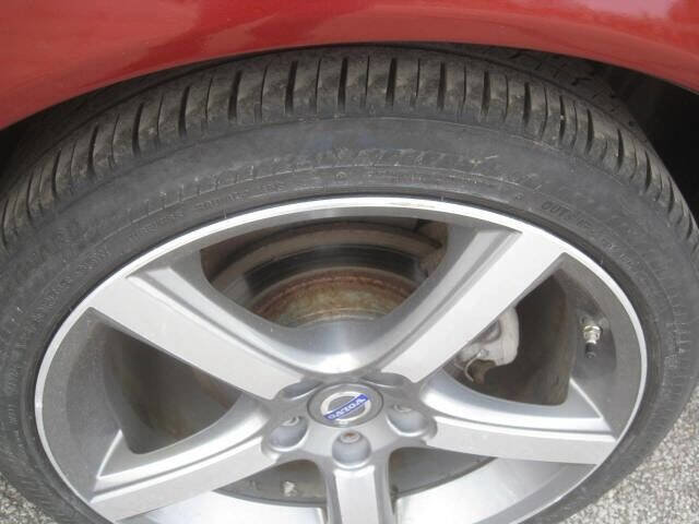 Used 2011 Volvo C70 T5 image 34