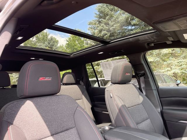 Used 2024 Chevrolet Traverse Z71 w/ Enhanced Driving Package AWD/4WD image 20