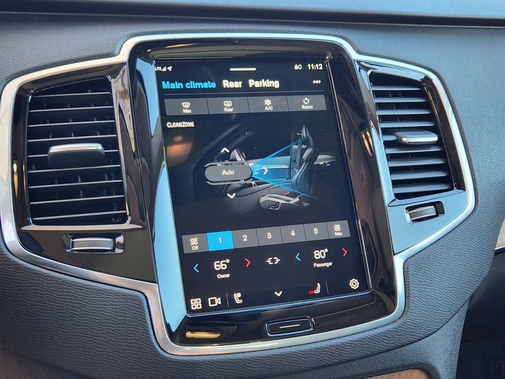 New 2025 Volvo XC90 B5 Plus w/ Protection Package Premier image 14