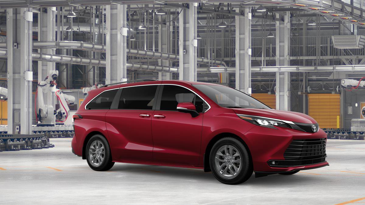 New 2026 Toyota Sienna XLE image 14