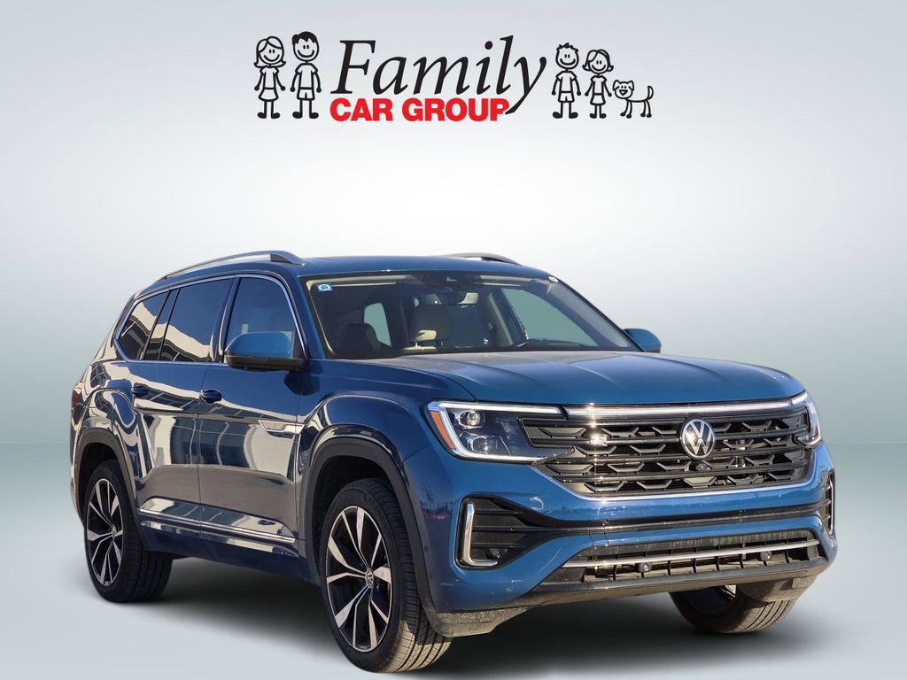 Used 2025 Volkswagen Atlas SEL Premium R-Line image 2