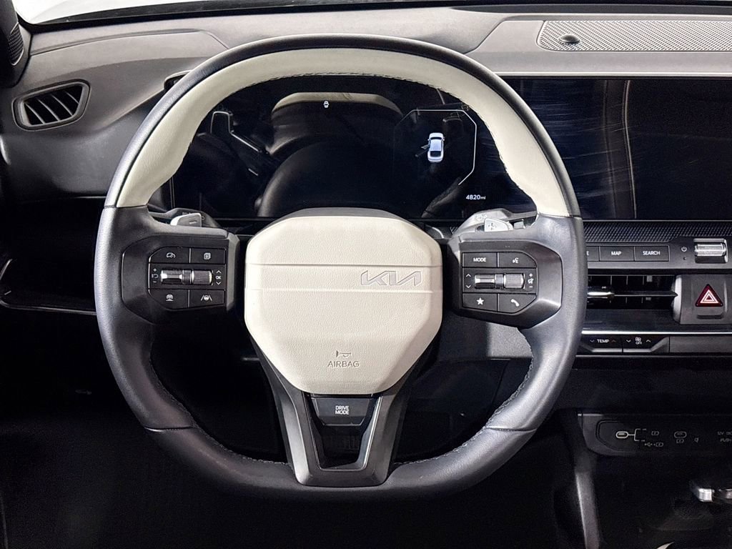 Certified 2025 Kia K4 GT-Line image 14