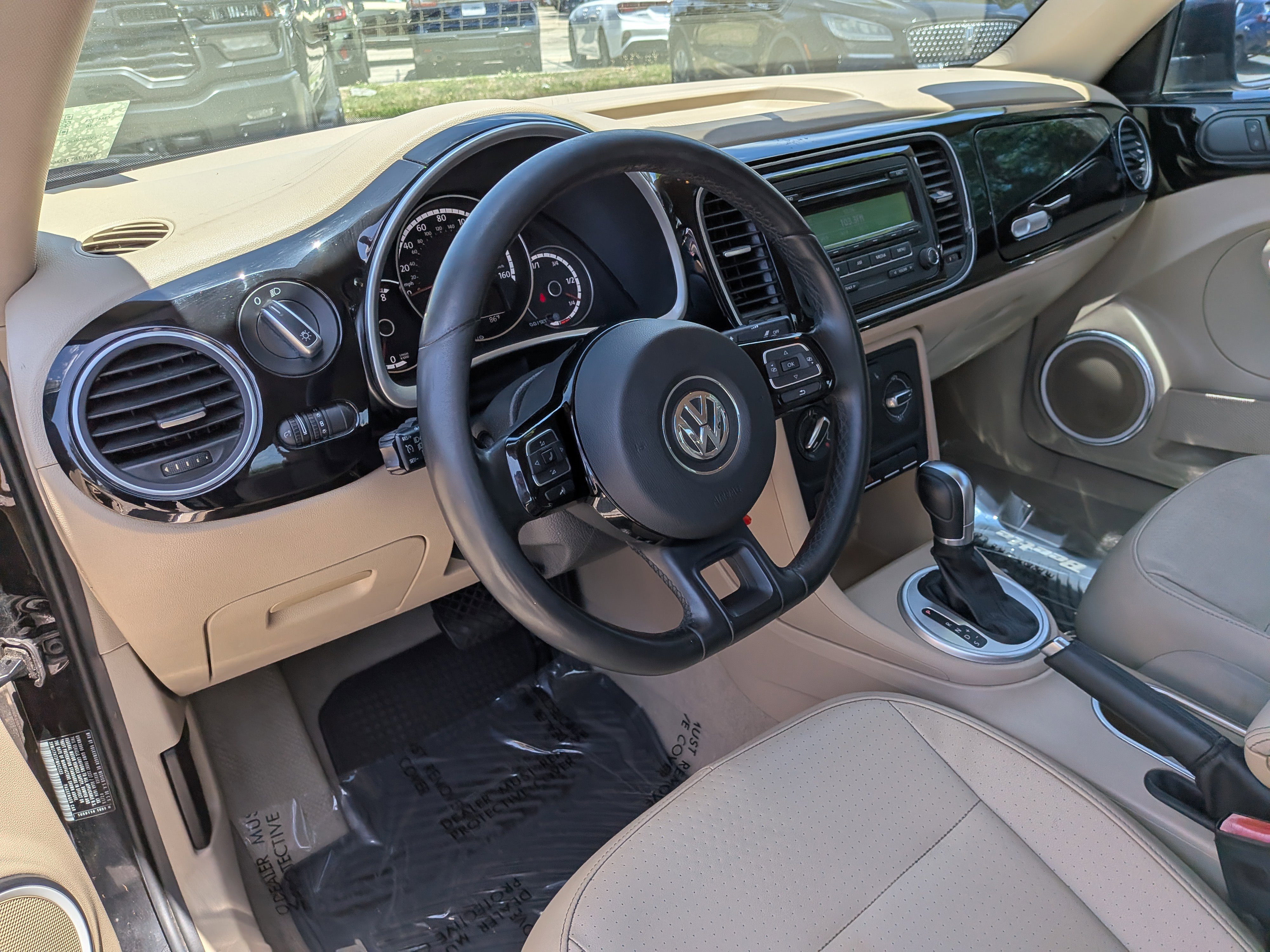 Used 2015 Volkswagen Beetle 1.8T image 15