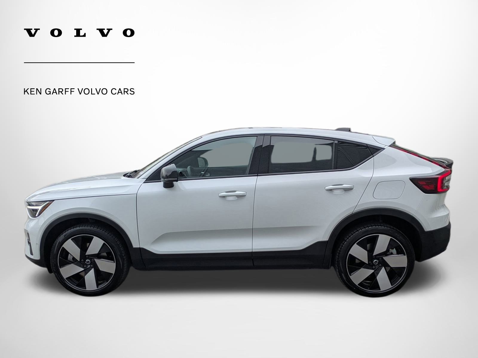 Certified 2023 Volvo C40 P8 Recharge Ultimate image 7