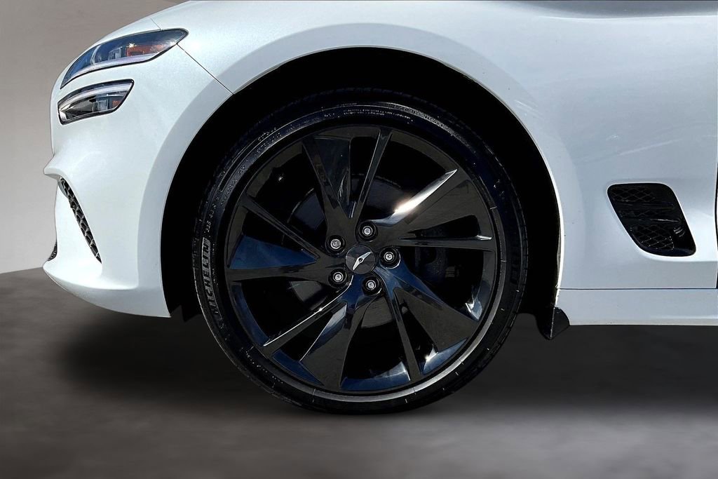 Used 2023 Genesis G70 2.0T w/ Sport Prestige Package image 33
