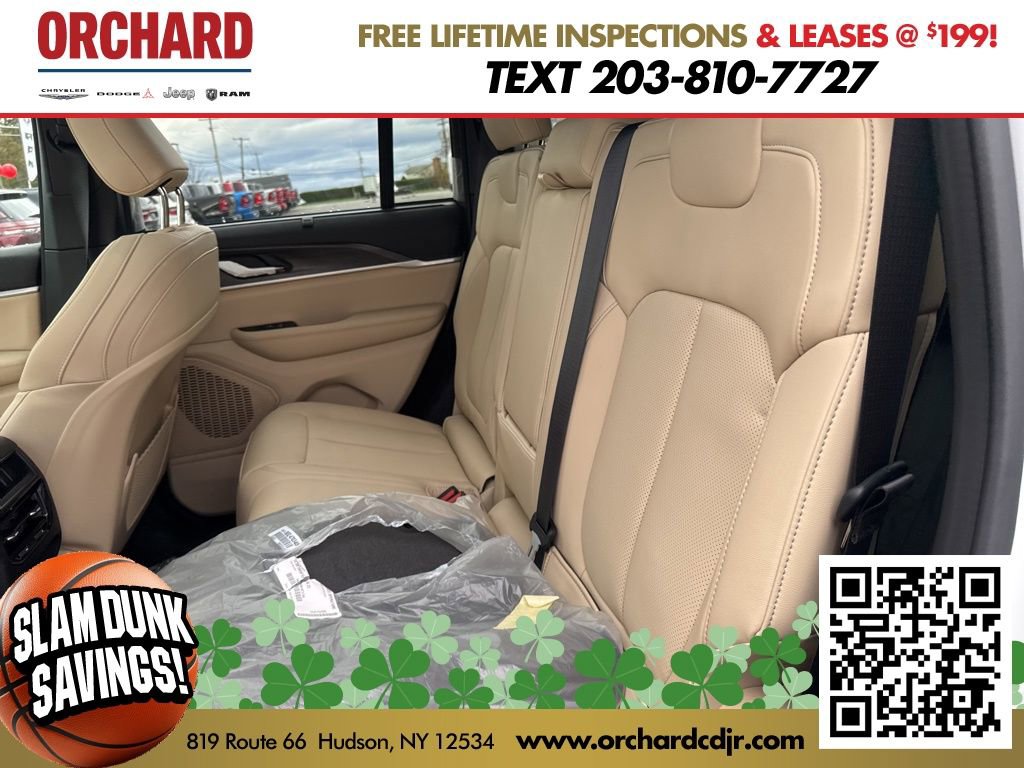 New 2025 Jeep Grand Cherokee Limited w/ Luxury Tech Group II image 16