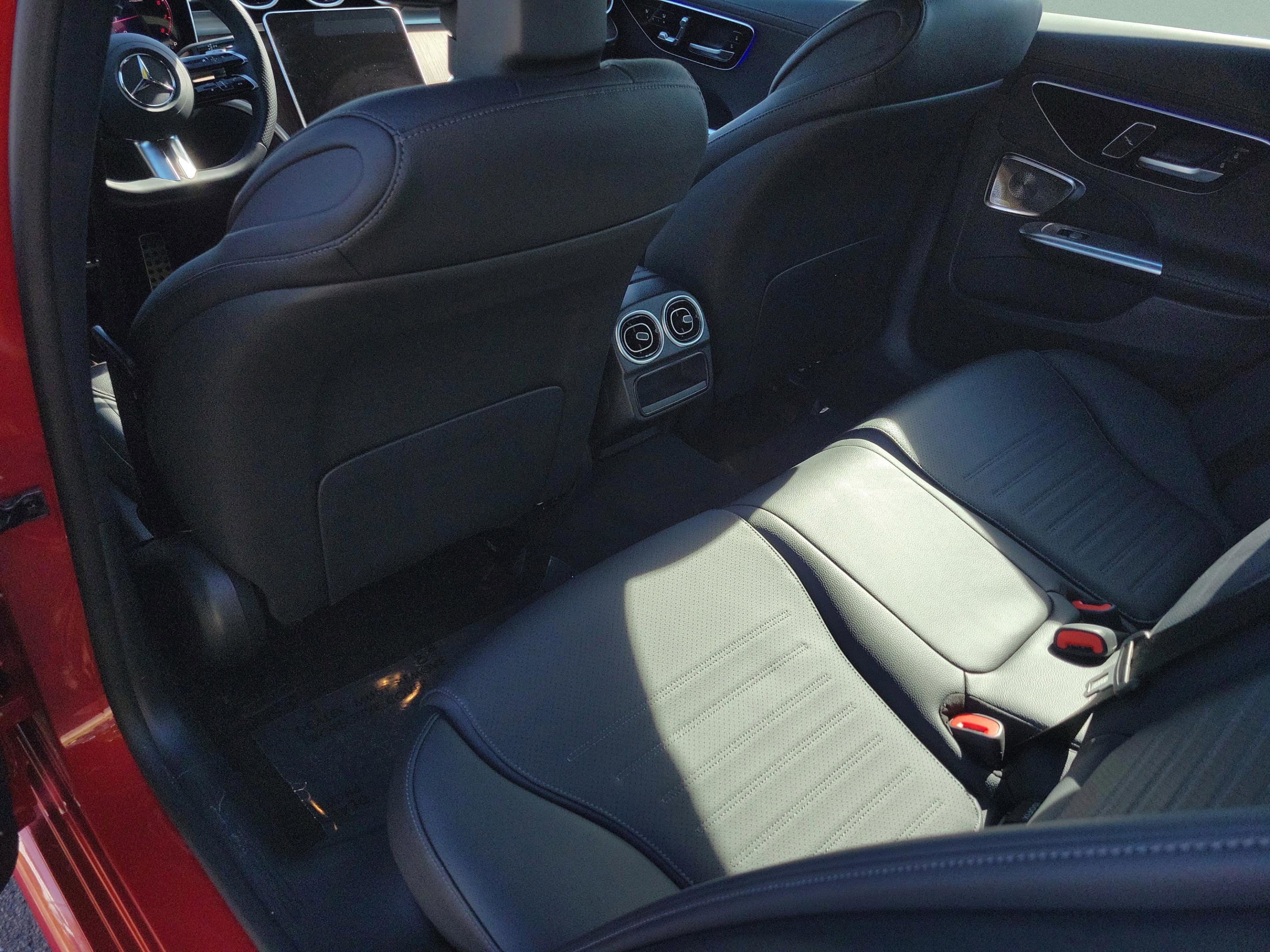 Certified 2024 Mercedes-Benz C 300 Sedan image 7