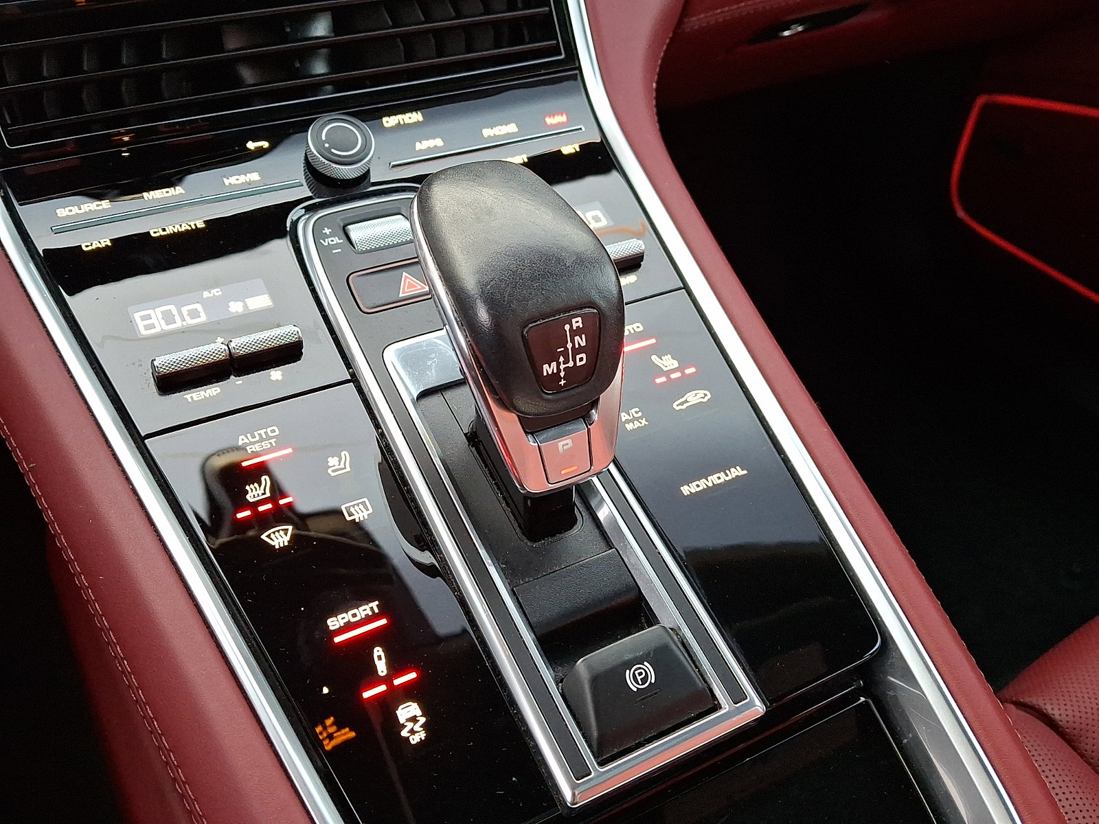 Used 2023 Porsche Panamera Platinum Edition RWD image 15
