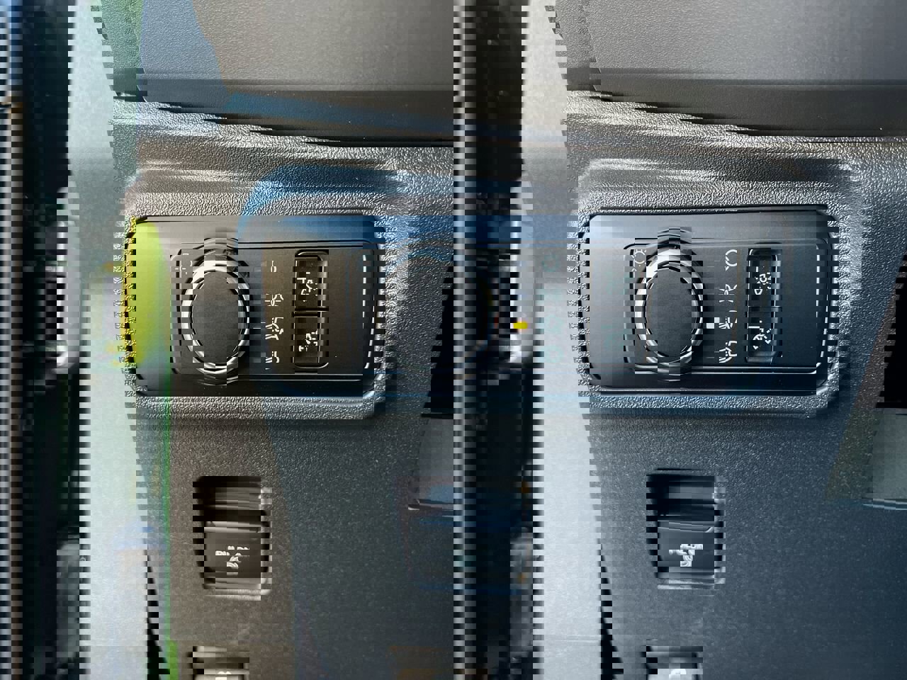 New 2025 Ford Bronco Big Bend image 30